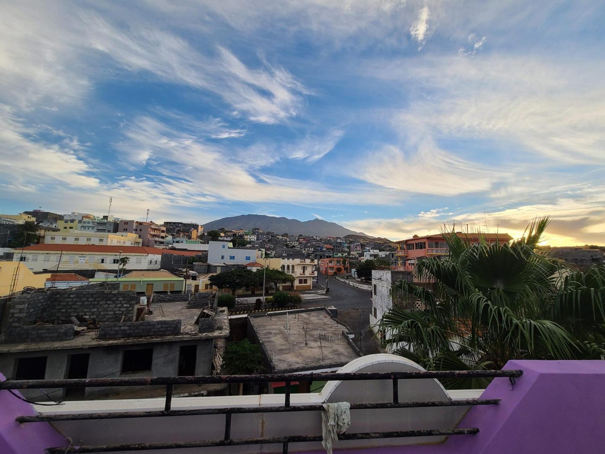 Opensky Bed & Breakfast Sao Filipe Exterior photo